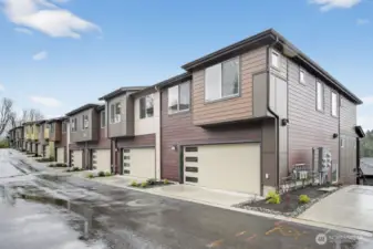 13205 NE 127th Way Unit E - Ready Now