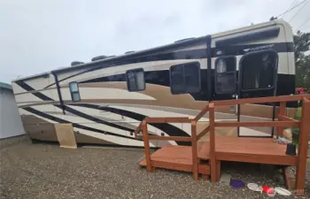 The RV can be yours at no extra cost and makes a great accommodation for your guests.