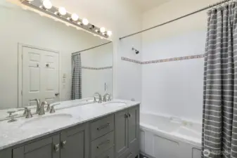 Full bath on the main floor between the 2 rooms or have a home office on the 2nd floor!