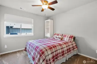 2nd bedroom