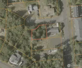 approx boundary lines in red