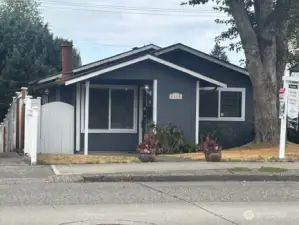 1.5 Story 2 bedroom 2 bath home