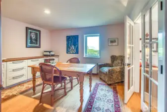 The studio area is ideal with south facing natural light