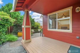 Covered back deck