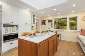 Kitchen with Chef's Island makes preparing meals a dream