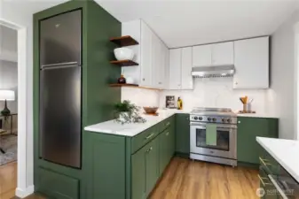 All appliances stay!