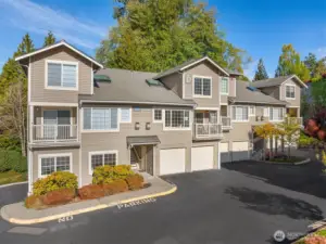 Beautiful community with best schools in Redmond!
