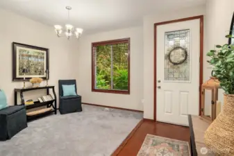 Flex space! Can be used for formal dining, sitting room, etc.