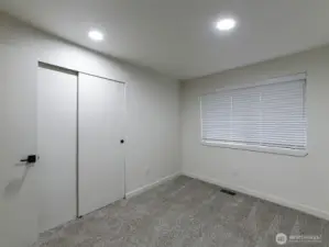 2nd Bathroom. New Carpet and Blinds.