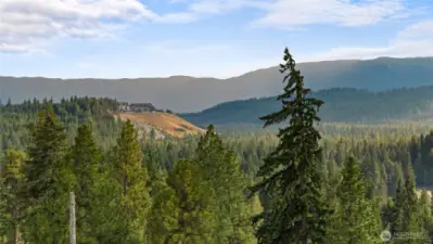 Lot 61 is part of Plat 2-2 within the Suncadia development, which is part of the Nelson Preserve residential neighborhood. A quiet, scenic village known for its natural, community-oriented setting with trails, gathering spaces, and open forested areas.