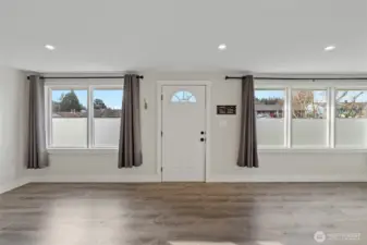 Spacious living room