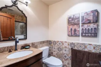 Guest Bathroom