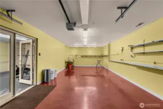 3rd bay lower garage great for hobbies ir storage.  500 square feet!
