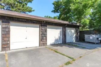 private garage