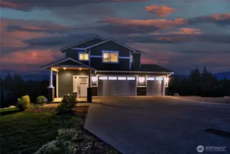 Twilight, sunrise and sunset are absolutely gorgeous