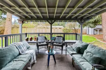 Amazing covered deck!