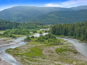 River access to the Nooksack River is just a short trail away.