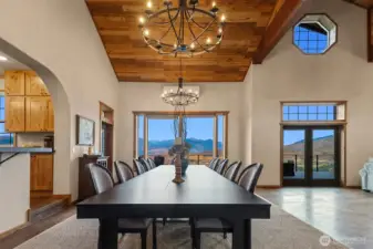 Formal and Casual Dining areas create ideal choices for 2 or 20