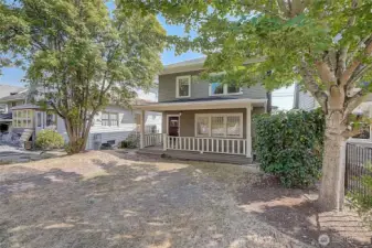 Well-Maintained 2,240 SF 5BR/2BA