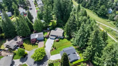 You'll appreciate the warm, welcoming community in this quiet cul-de-sac, where friendly neighbors make it truly feel like home.