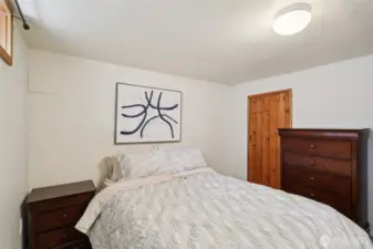 3rd bedroom is in the lower level
