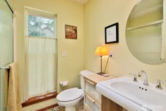 3/4 bath on the main
