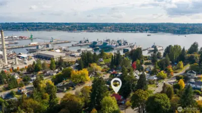 Amazing location! Just minutes from PSNS and downtown Bremerton, with super convenient highway access that makes commuting or weekend adventures a breeze.