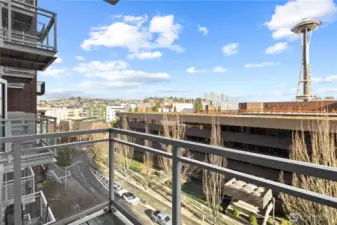 3 minutes from the arena for a game or a show