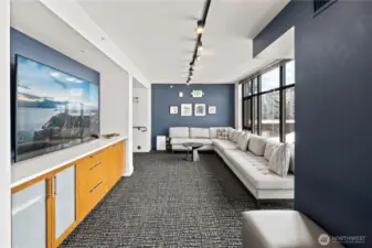 The indoor section of the 7th floor lounge