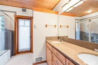 Primary En Suite Bathroom