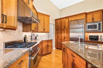 Granite countertops and high end appliances are the hallmarks of the kitchen
