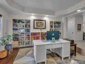 Flexible space:  dining, library or office.