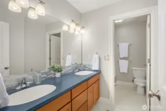 Upstairs Full Bath