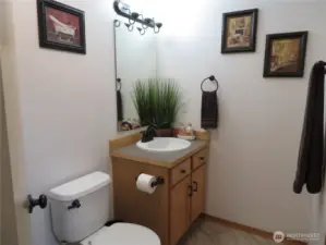 Mian Floor Powder Room