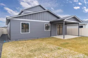 Not of actual home. Same floorplan, builder, and neighborhood.