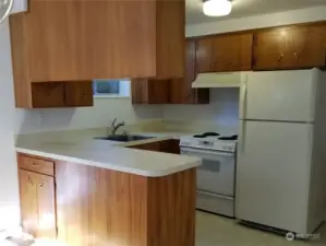 952B kitchen