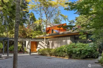 East Wing by Matthew Coates: award-winning modern mastery