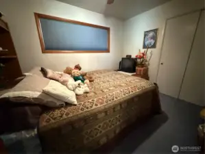 Guest bedroom