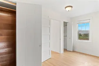 Great Closet Space