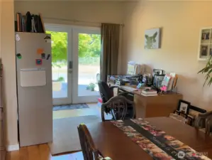 Office space at the entry... or use for your whatever you need...