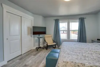 Primary Bedroom Closet