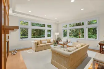 oversized living room, clearstory windows