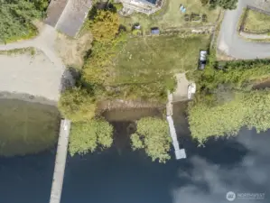 The lakefront parcel is owned and available to all 30 homeowners on Ibberson Drive (east and west).  What a unique "bonus".