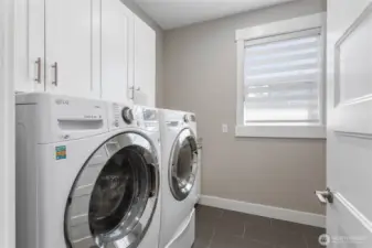 Large laundry and mudroom