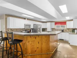 Kitchen - Main Unit