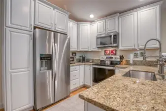 Kitchen with Stainless appliances and ample cupboard space