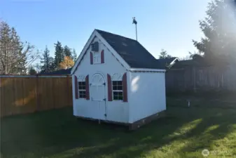 Playhouse/shed