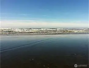 The view of the ocean beach is amazing!!  You can see the waves breaking!