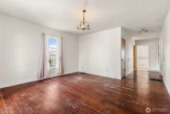 Upper floor unit 1
