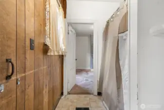 Upper floor unit 1